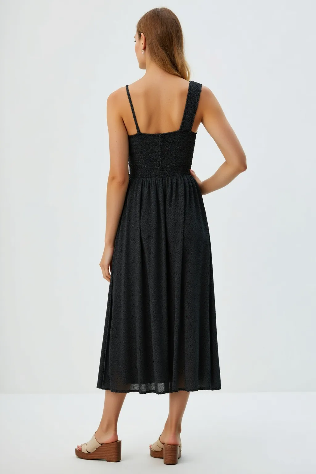 Midi Dress on Thin & Wide Straps